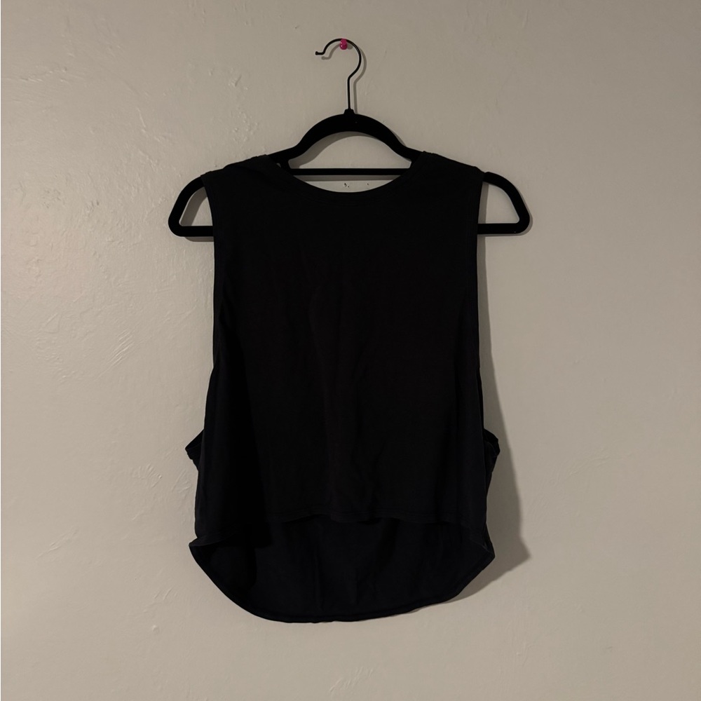 LULULEMON BLACK CROP TANK